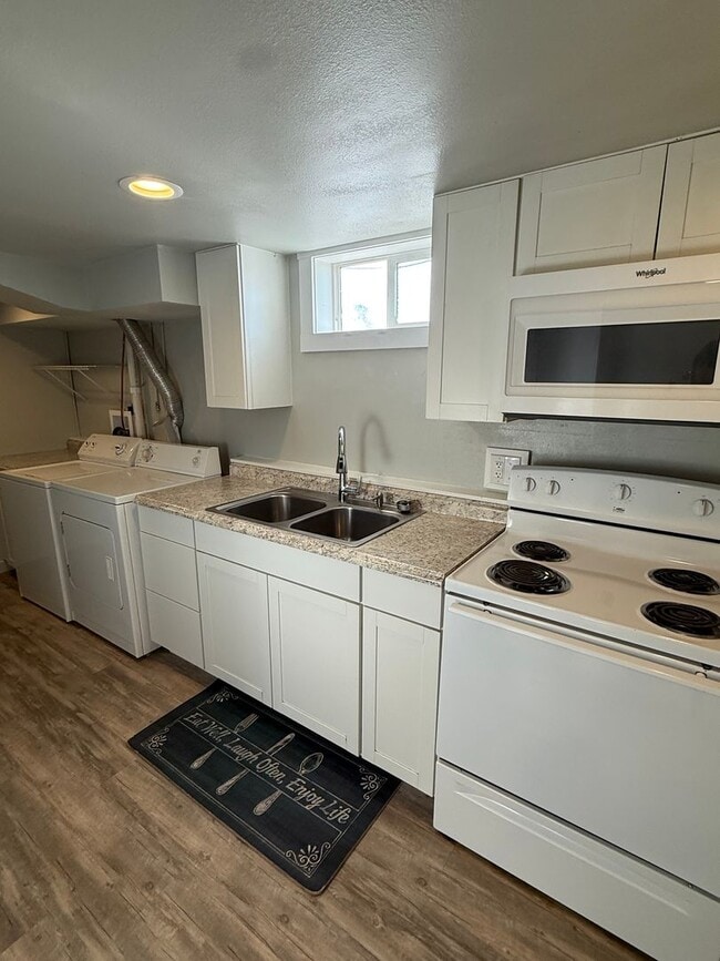 Photo - 434 Wicks Ln Unit 434 1/2 Wicks Ln