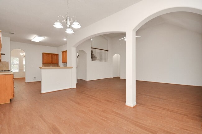 Building Photo - 20051 Silver Rock Dr