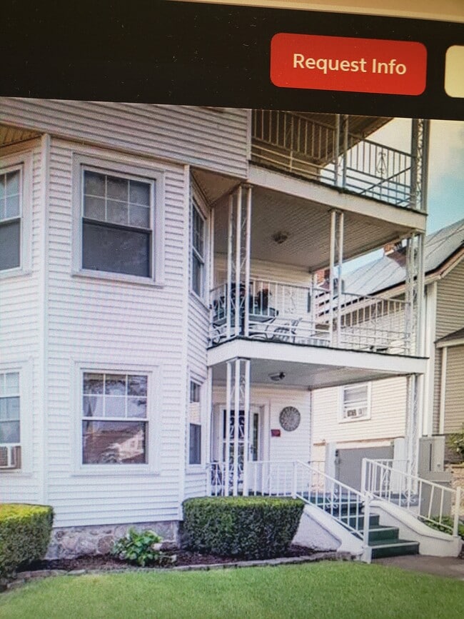 Building Photo - 1041 Park Ave Unit 1 Rental