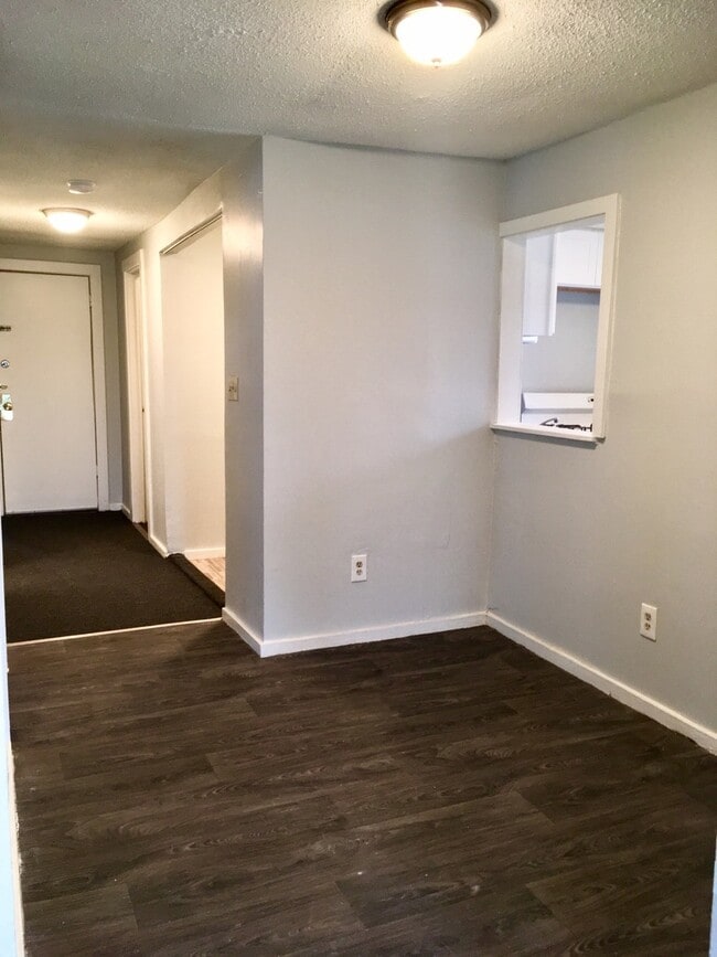 Photo - 70 Admiral St Unit 3