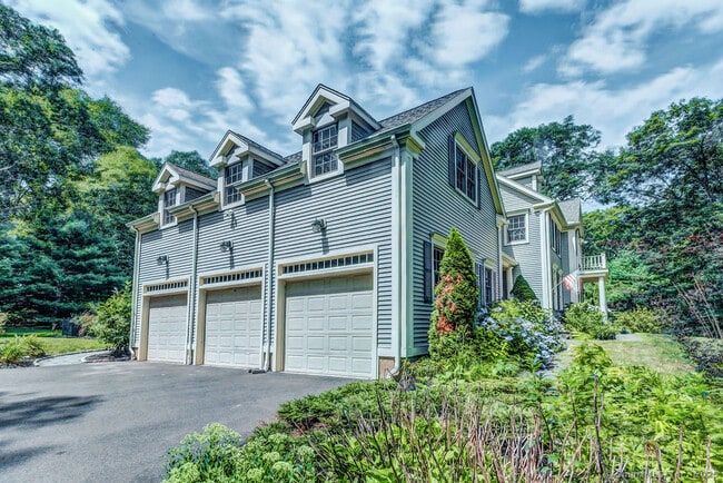 Photo - 76 High Hill Cir