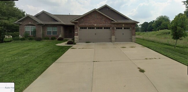 Building Photo - 2616 Fieldstone Dr