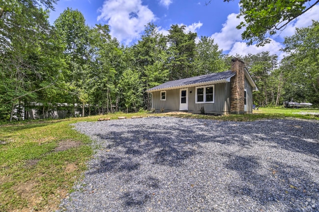 Building Photo - 7067 Waterview Ln Rental