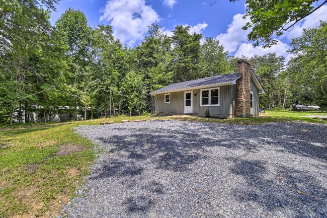 Building Photo - 7067 Waterview Ln Rental