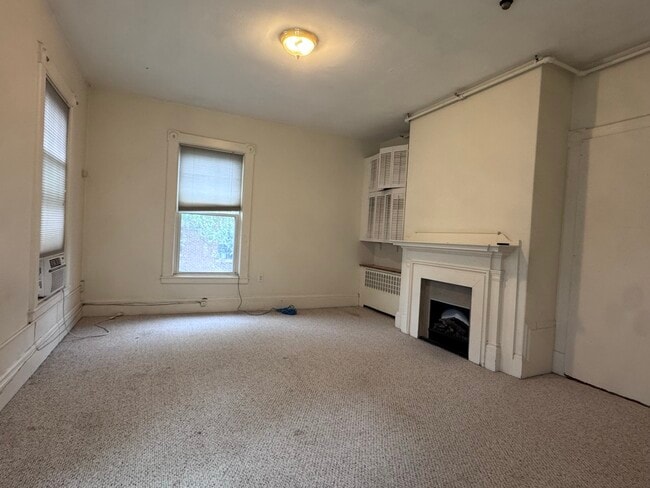 83 Longwood Ave Unit 5