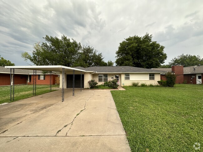 Building Photo - 1123 Woods Ave Rental