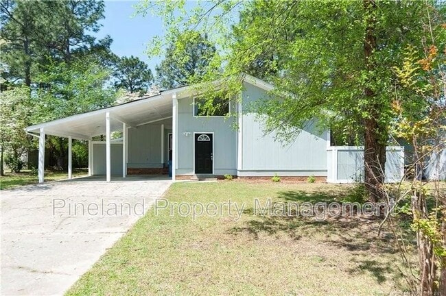 Building Photo - 2012 Lakemeadow Dr
