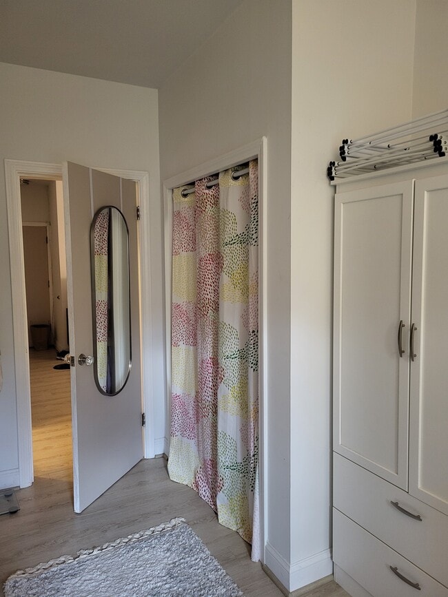 Photo - 34 Winchester St Unit Apt 6