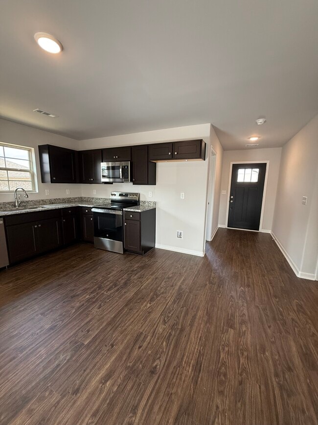 Photo - 132 Stratman Dr