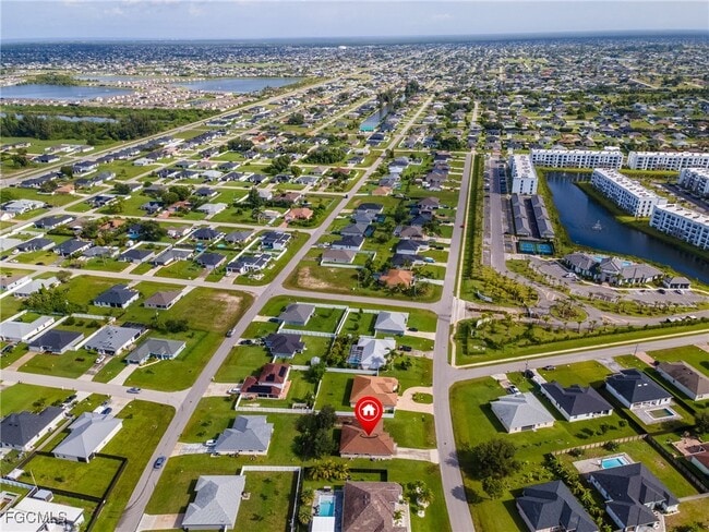 Building Photo - 152 NW 6th Ave