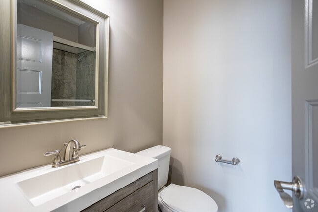 2BR, 2.5BA - 1,300SF - Second Bathroom