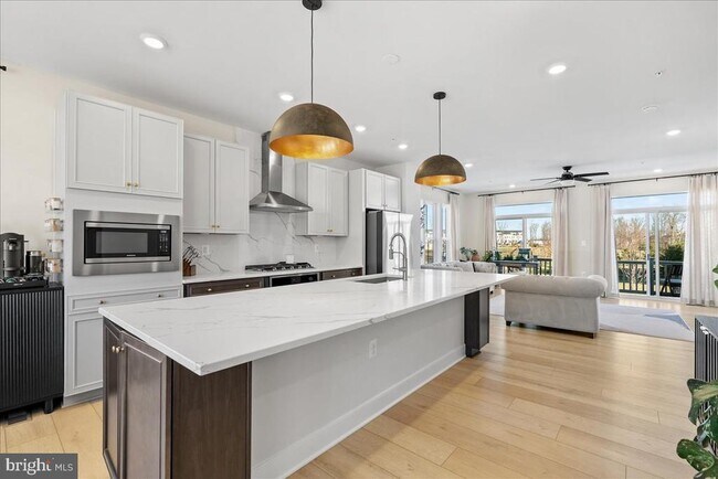 Photo - 42203 Jousting Ter