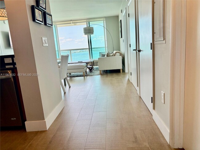 Photo - 1800 N Bayshore Dr Unidad 4209