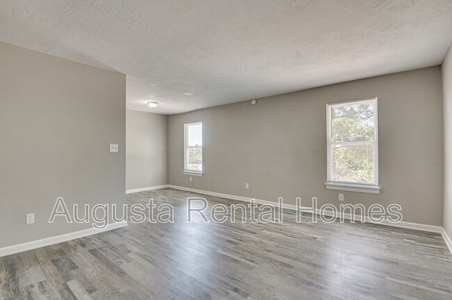 Photo - 150 Conifer Dr