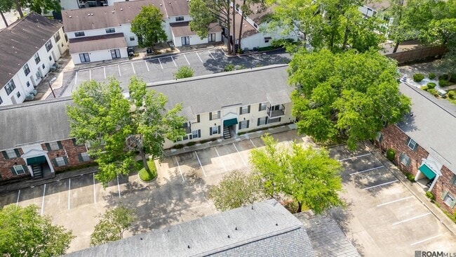 Building Photo - 9851 Jefferson Hwy Unit H12 Rental