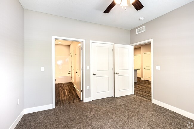 Photo - 5620 NE 80th Ter