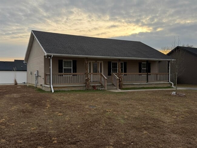 Photo - 17 Christopher Ave