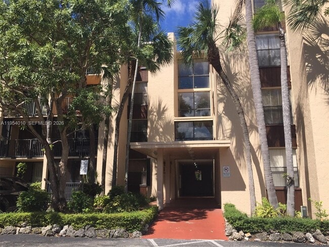 Building Photo - 14211 N Kendall Dr Unit 201E