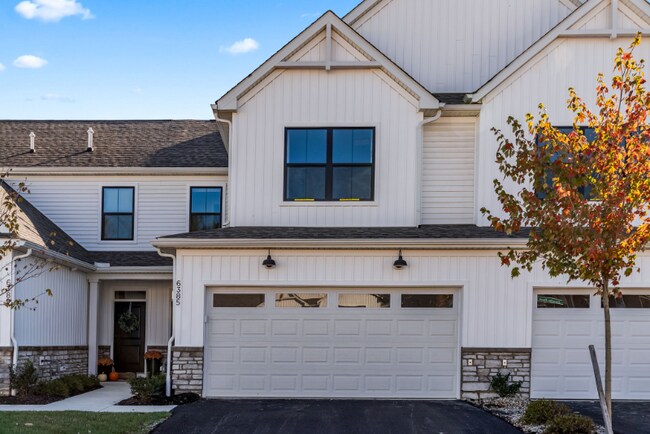 Photo - 6385 Hamilton Woods Blvd S