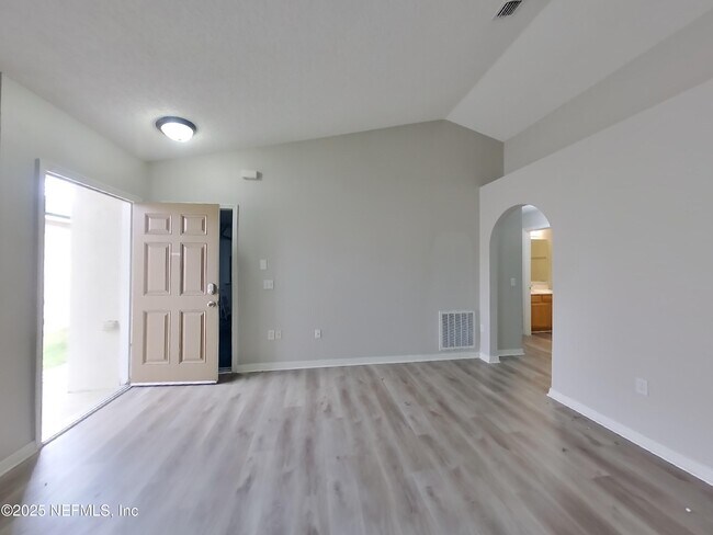 Photo - 3556 Alec Dr