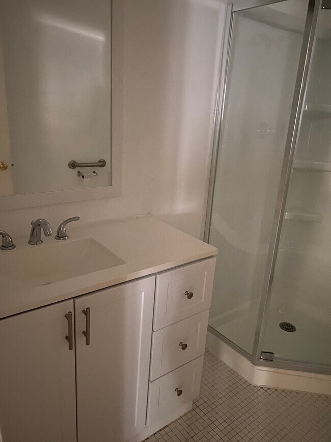 2900 Monterey Ct