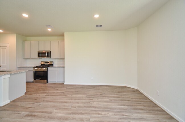 Photo - 4656 Peony Grn Dr