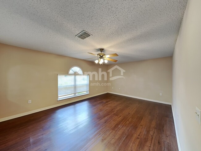 Photo - 10114 Maronda Dr