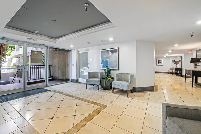 Photo - Tiffany Court