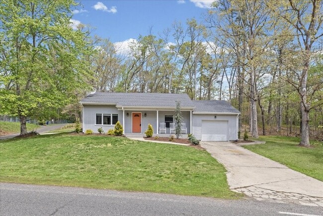 Photo - 2901 N Lakeshore Dr