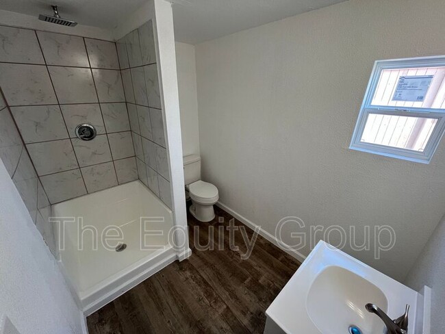 Photo - 717 W Date Ave Unit #B