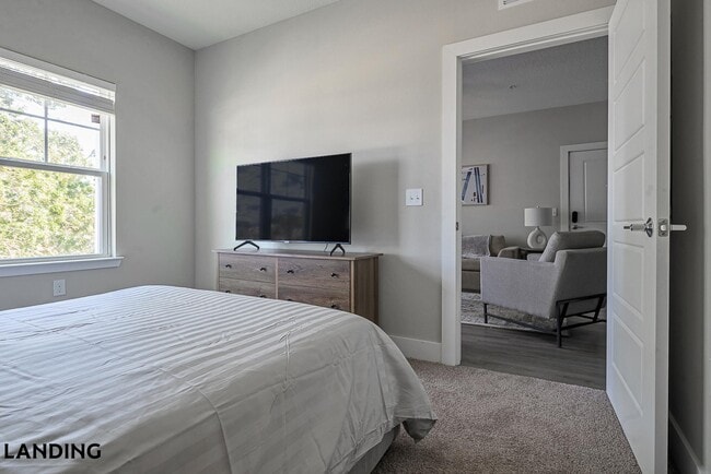 Photo - 3060 Southcreek Blvd Unit 8-106