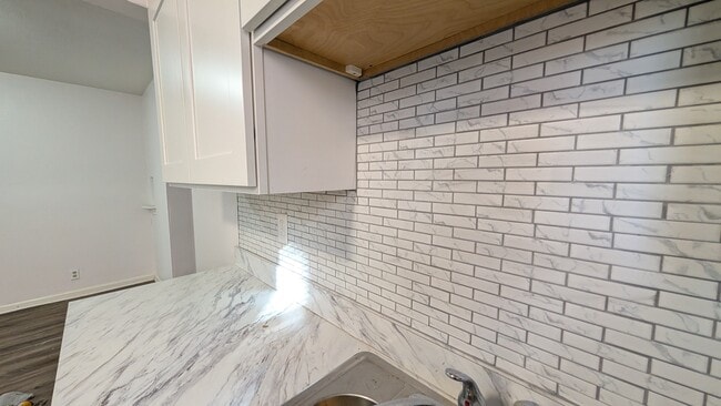 Photo - 5825 Sunshine Dr Unit 1E