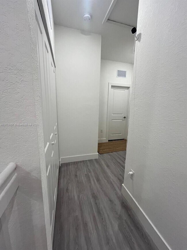 Photo - 4 bedroom in Miami Gardens FL 33169