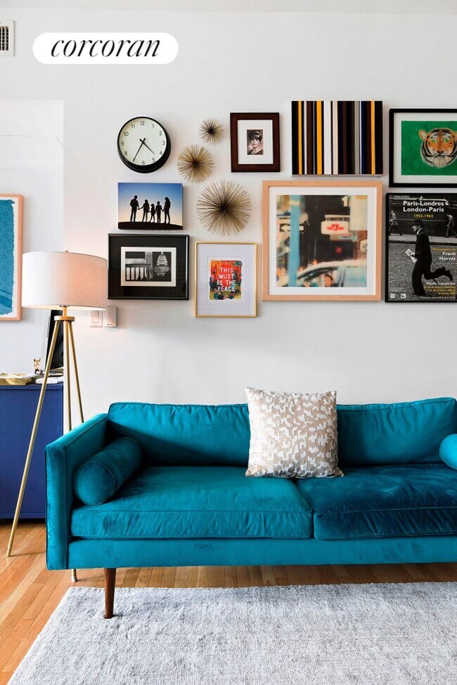 Photo - 345 Greenwich St