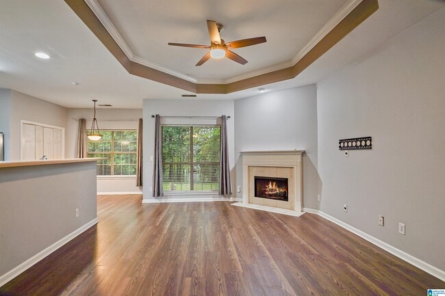 Photo - 560 Summit Cir
