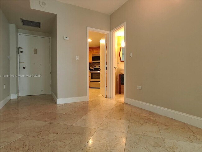 Photo - 825 Brickell Bay Dr Unit 445