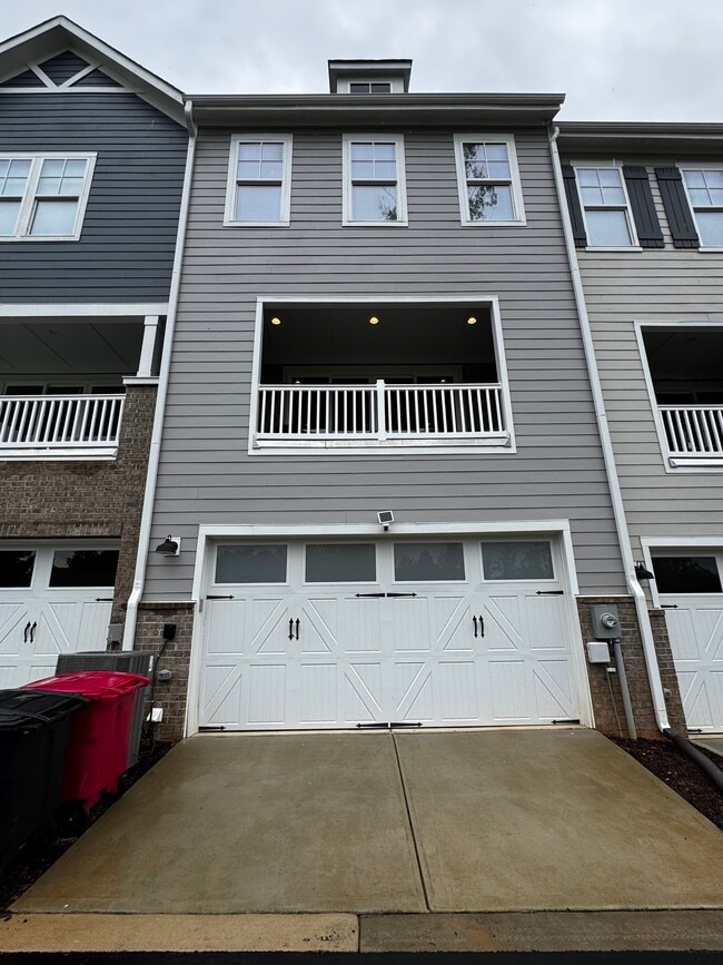 Photo - 110 Wesser St