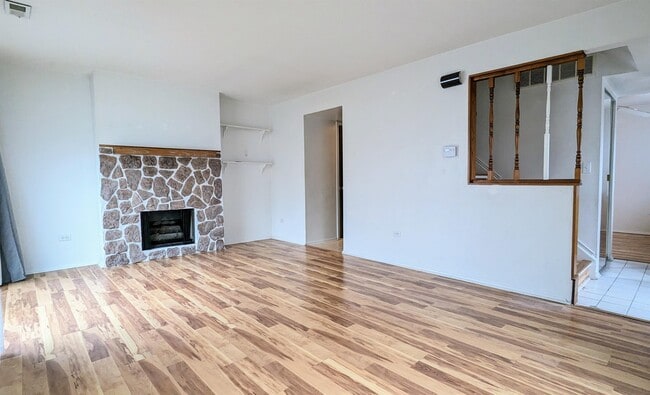 Photo - 791 Barnaby Pl