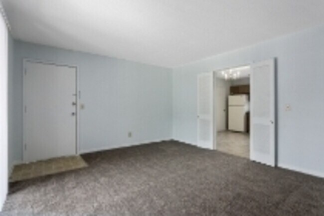 8704 Wornall Rd