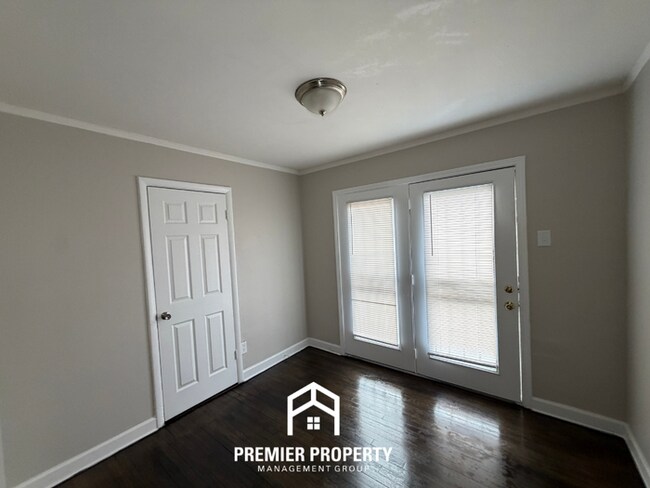 Photo - 1731 Capri Rd