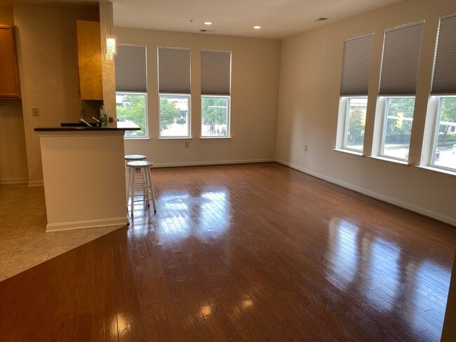 Photo - 2665 Prosperity Ave Unit 353