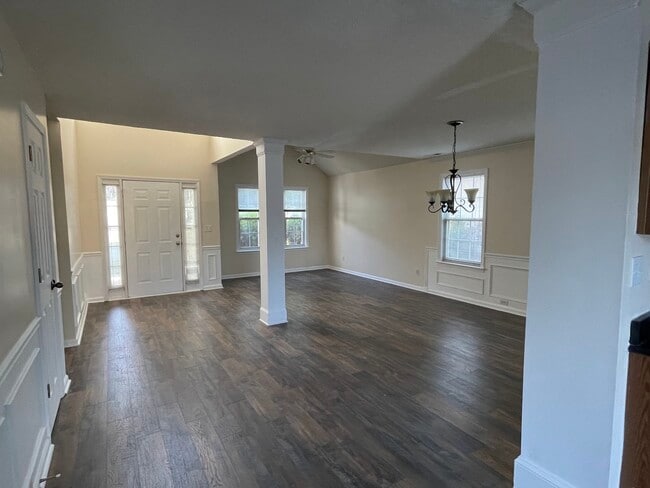 Photo - 511 N Water's Edge Dr