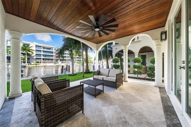Building Photo - 61 Isle of Venice Dr Rental