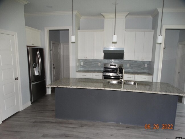 Photo - 1708 Stephanie Dr