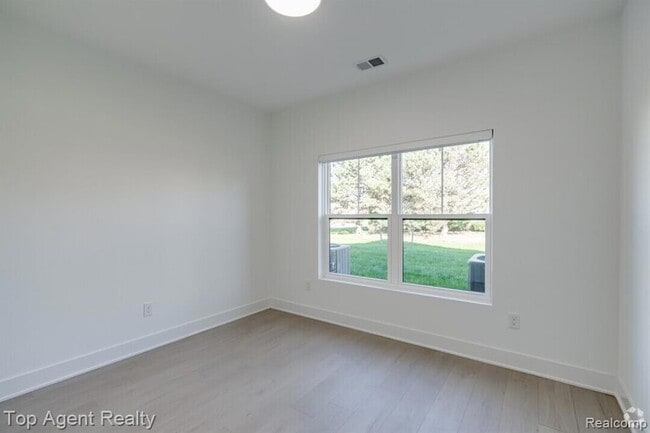 Photo - 31733 Gabby Ct