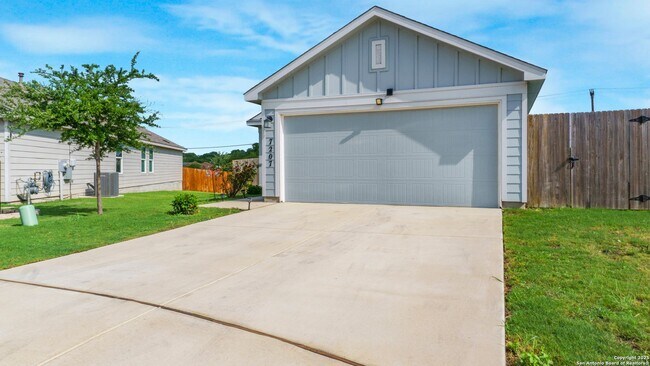 Photo - 3-BEDROOM LENNAR HOME IN NORTHEAST CROSSING