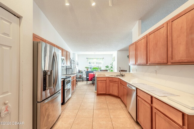 Photo - 46 Pickering Dr