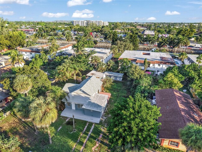 Photo - 223 SW 1st Ct