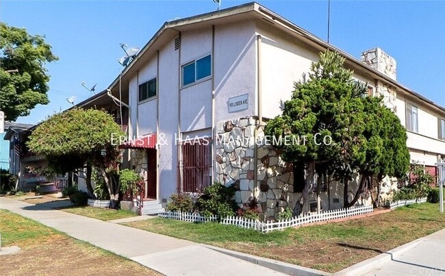 Building Photo - 901 Linden Ave Unit #21