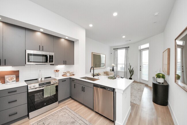 Photo - 15635 Memorial Dr Unidad 142